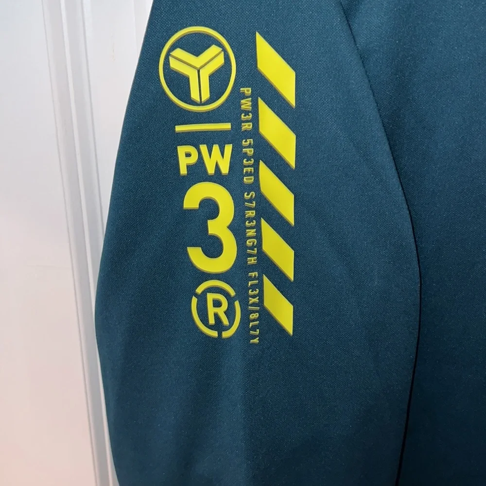 Reebok Perf Fleece Pullover Hoodie - Picture 2 of 5